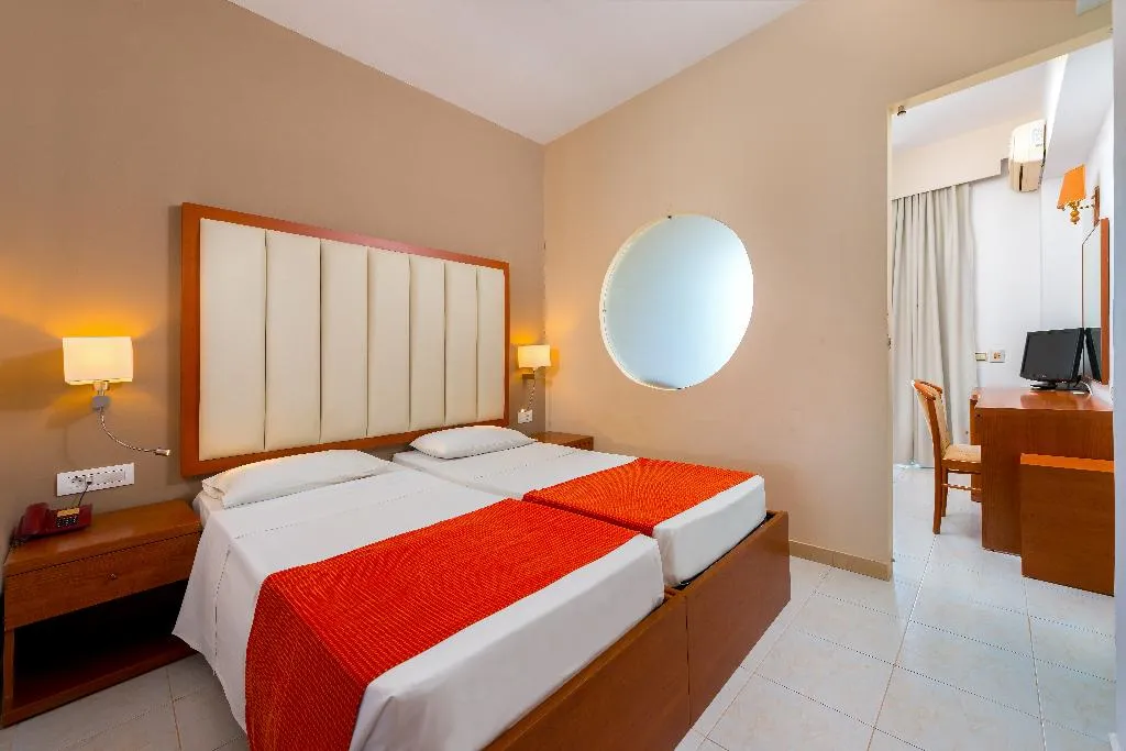 FAMILY ROOM LAND VIEW Room, Rodos Star, Rhodes