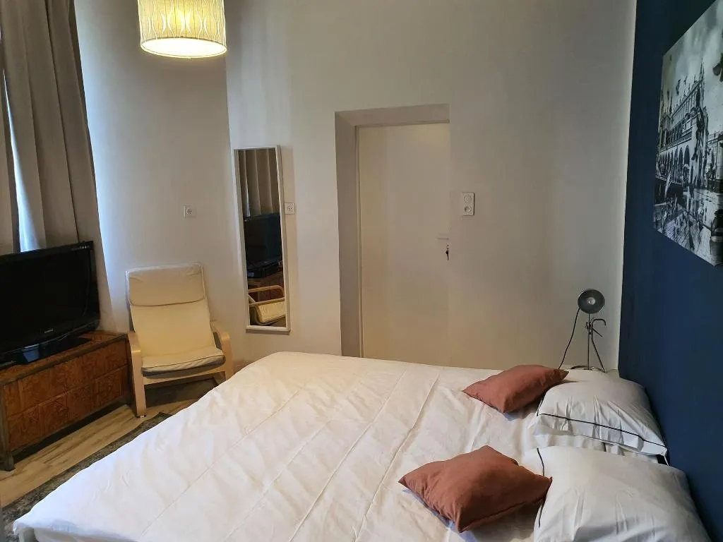 Room, AMEN Aparthotel Curie 8, Krakow