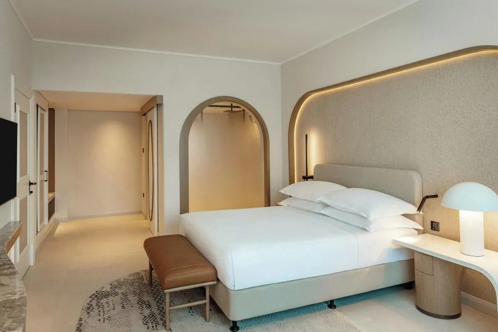 FAMILY ROOM SEA VIEW Room, Sheraton Jumeirah Beach Resort, Dubai