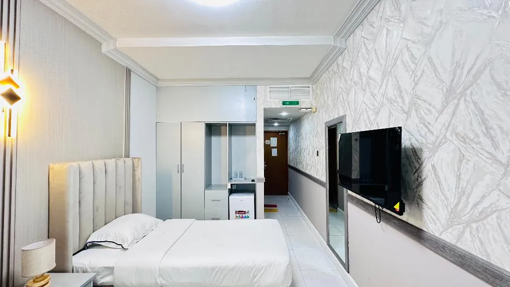Double or Twin DELUXE Room, Palette San Marino Hotel, Dubai