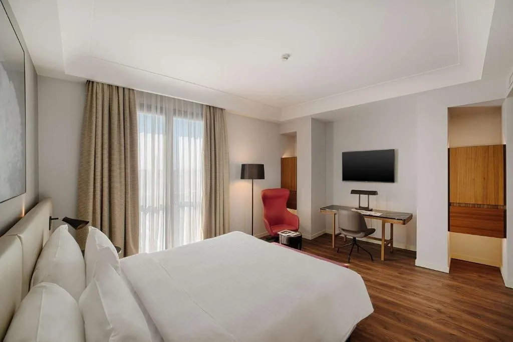 FAMILY ROOM STANDARD Room, Radisson Blu Hotel, Milan