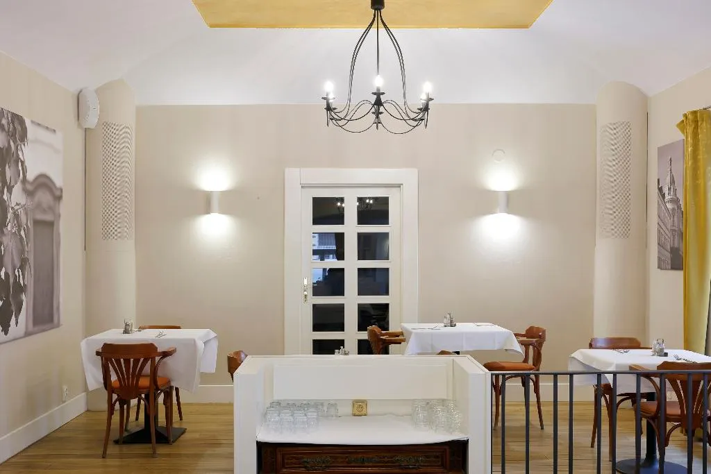 Restaurant, Three Crowns Hotel, Prague