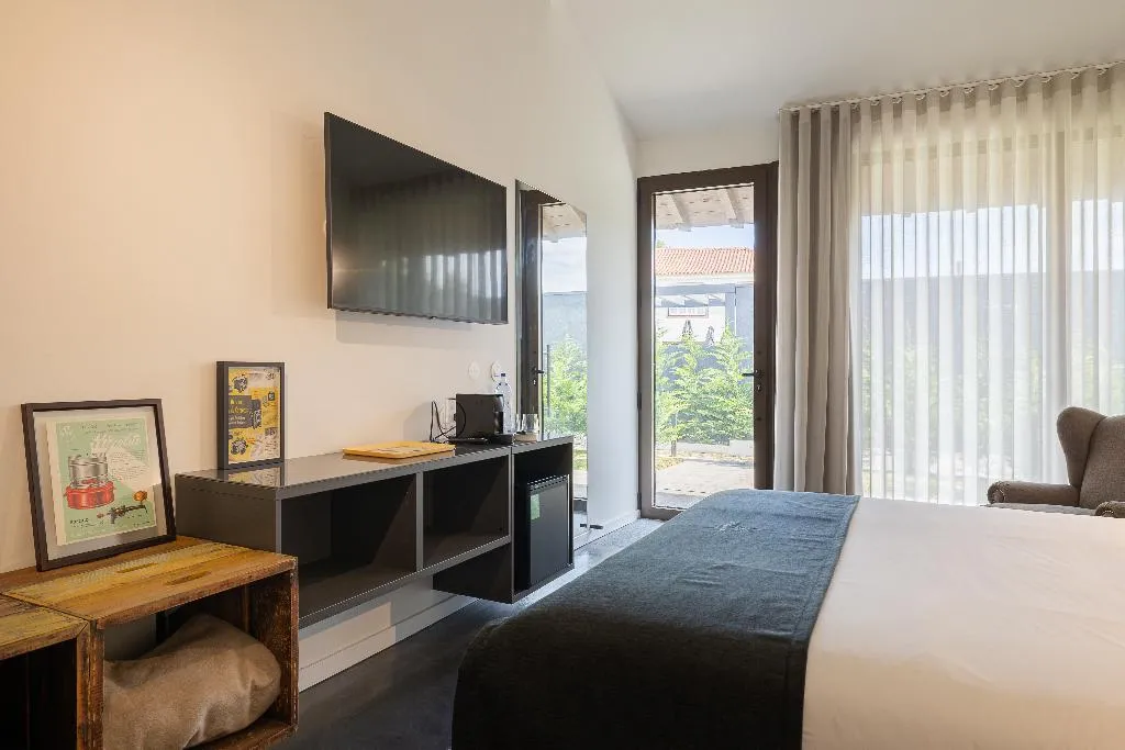DOUBLE COMFORT Room, CasaNova Farmhouse, Porto