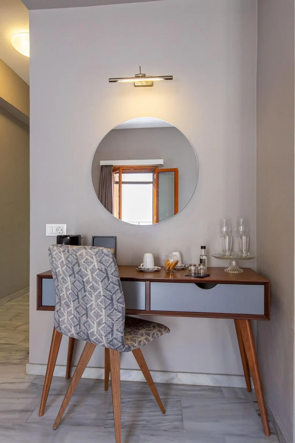 Room, Minaret Suites & Apartments, Crete