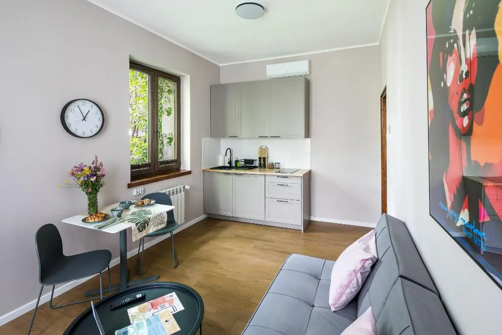APARTMENT TWO BEDROOMS Room, Garden House Apartments, Krakow