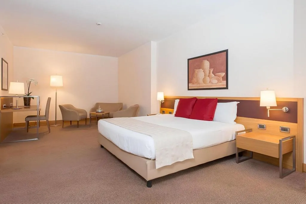 SUITE KING SIZE BED Room, Plaza Caserta, Naples