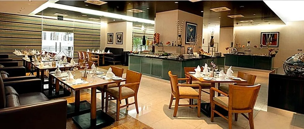 Restaurant, Hotel Apartments Dubai Barsha Heights, Dubai