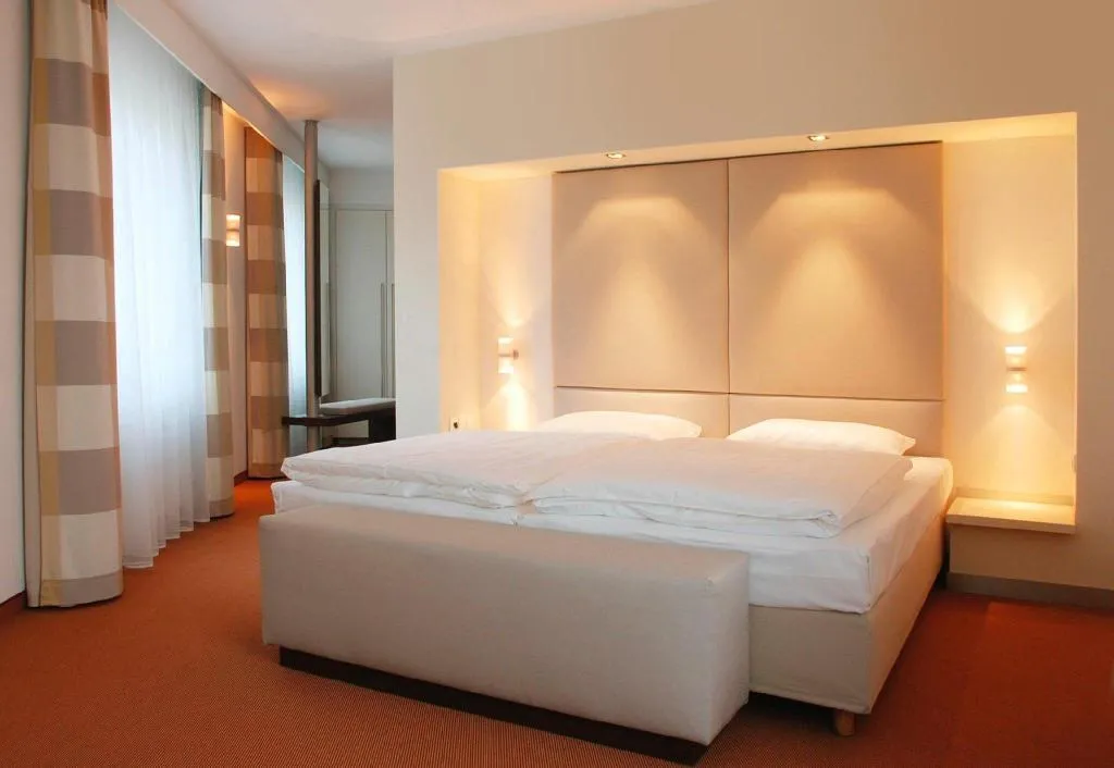Room, Estrel Hotel Berlin, Berlin