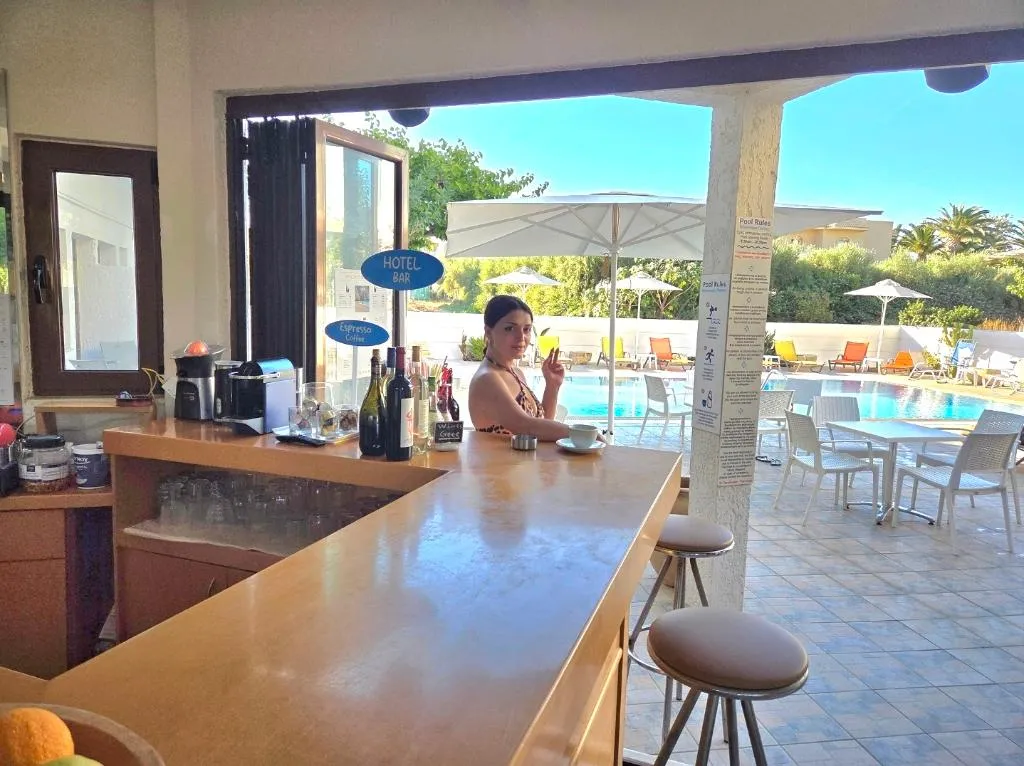 Bar, Archontiko Hotel, Crete
