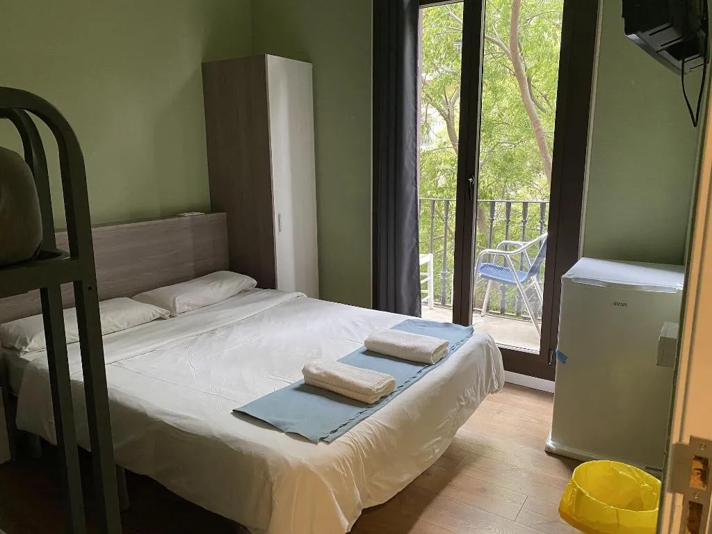 Room, Break BCN - Hostal & Coffeebar, Barcelona