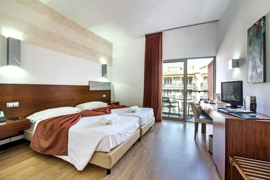 Double or Twin STANDARD Room, Aqua Pedra dos Bicos Design Beach -Adults Friendly, Algarve