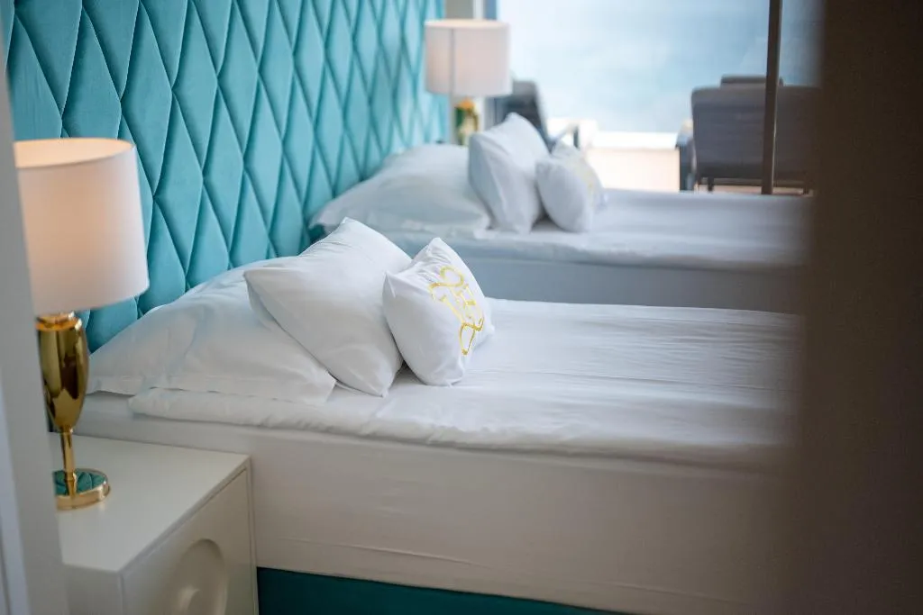 APARTMENT THREE BEDS Room, Hotel Villa Harmony, Split