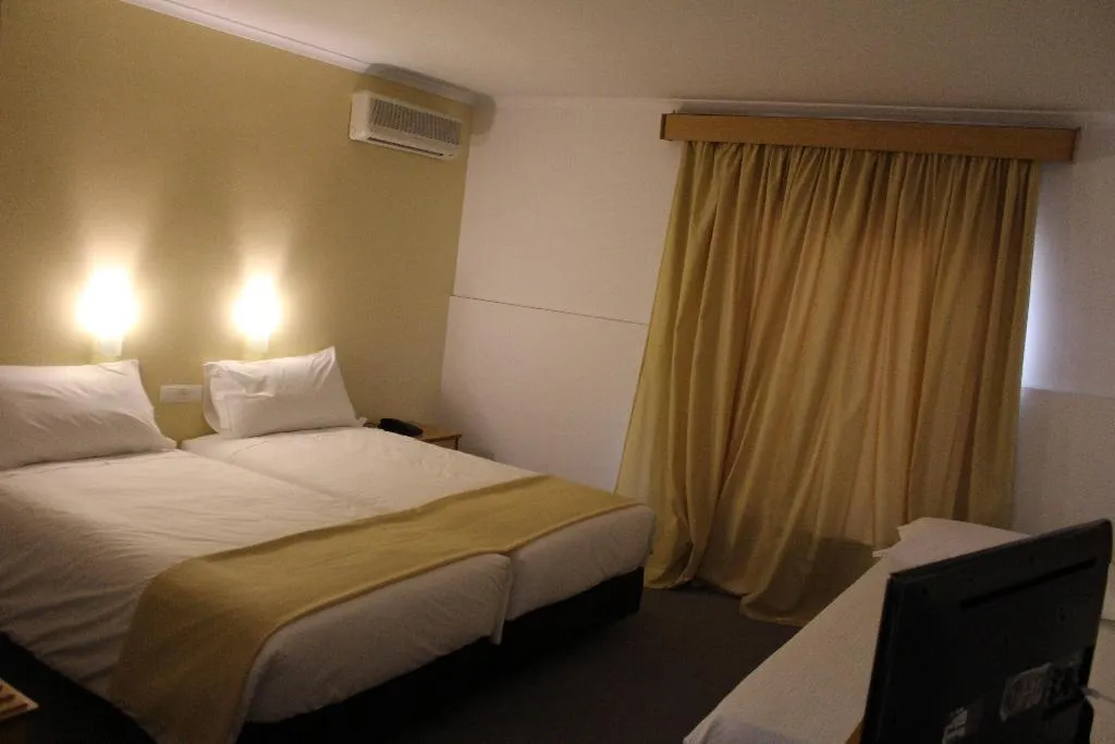 Double or Twin WITH BALCONY Room, Estoril 7, Lisbon