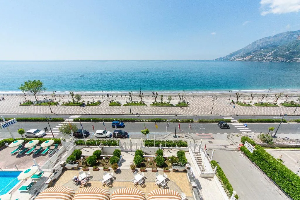 General view, Pietra Di Luna, Naples