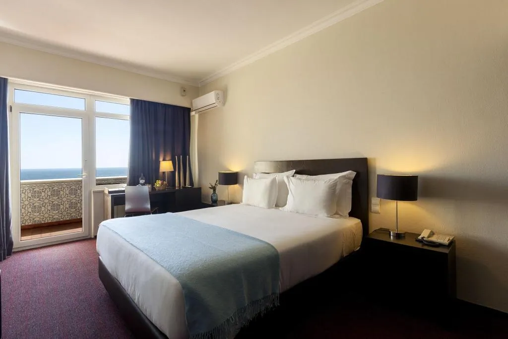 SINGLE SUPERIOR WITH VIEWS Room, Carcavelos Beach Hotel, Lisbon