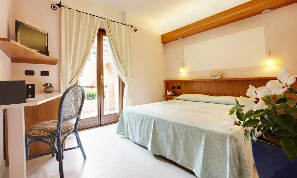 Room, Cala Reale, Cagliari