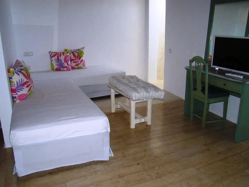 Room, Manos Rooms, Mykonos