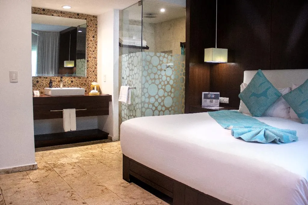 Room KING SIZE BED Room, The Palm At Playa, Playa Del Carmen