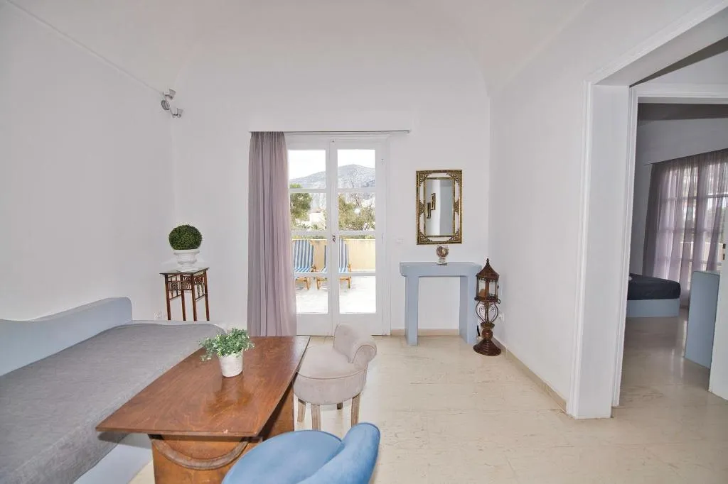 Room, Ira Apartments, Santorini