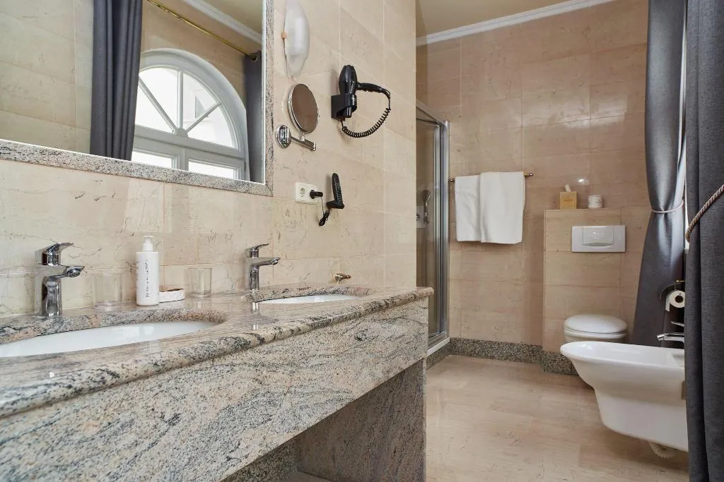 Room, Grand Hotel Palladium, Ibiza