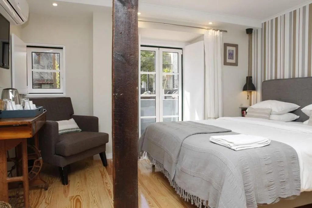 Room, Flores Guest House, Lisbon