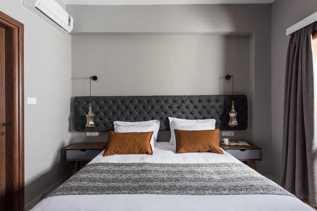 Room, Minaret Suites & Apartments, Crete