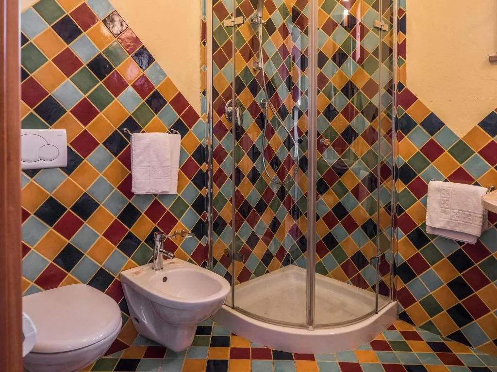 Room, Cala Reale, Cagliari