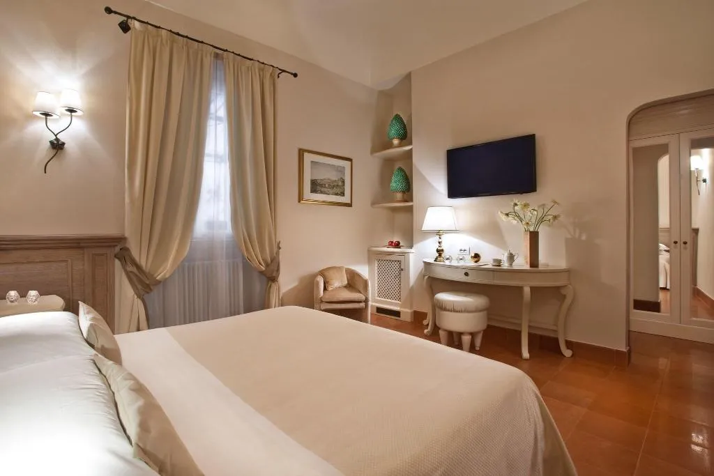 Double or Twin CLASSIC CITY VIEW Room, Villa Belvedere, Taormina
