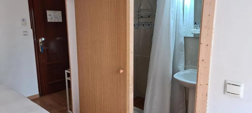Room, Guadalupe Cozy Inns, Costa Del Sol