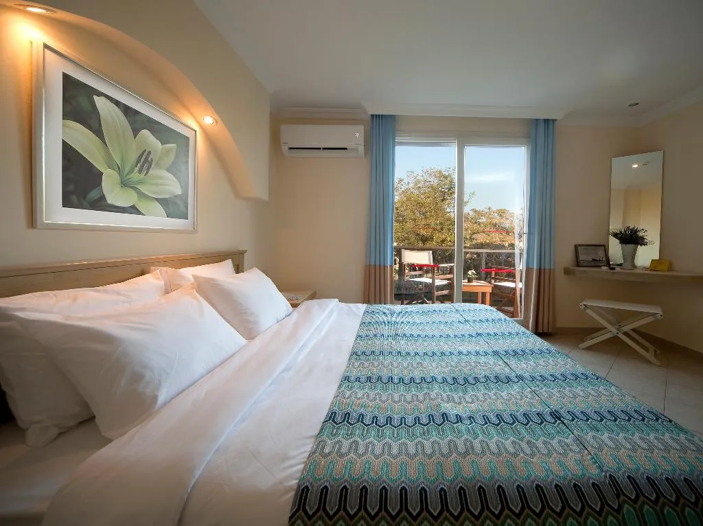 DOUBLE LAND VIEW Room, Club Resort Atlantis Izmir/Sigacik, Izmir