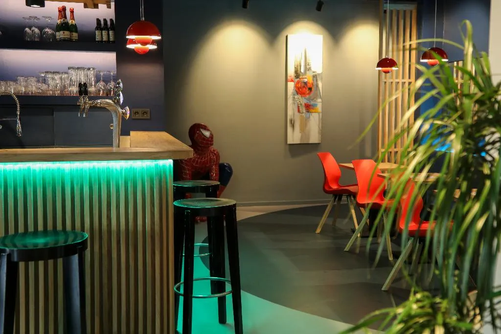Bar, Acama Kreuzberg Hotel+Hostel, Berlin