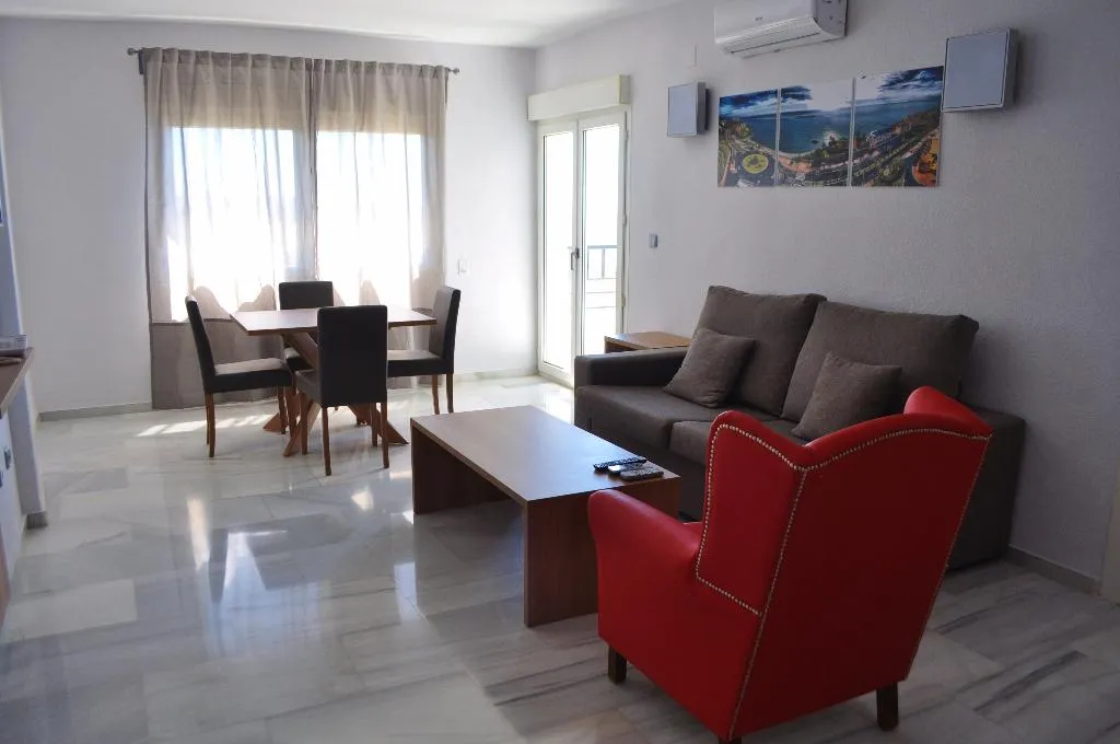 APARTMENT CAPACITY 6 THREE BEDROOM Room, First Flatotel International, Costa Del Sol
