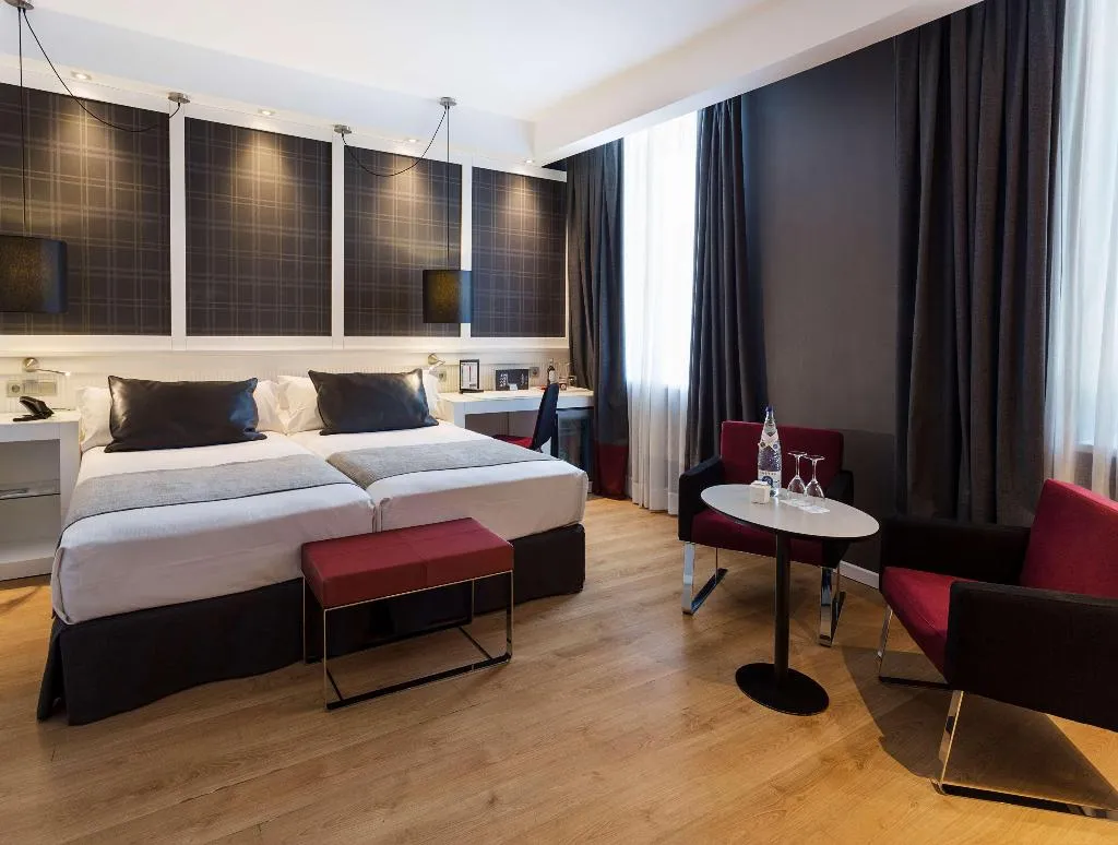 Room, Catalonia Reina Victoria Hotel, Costa Del Sol