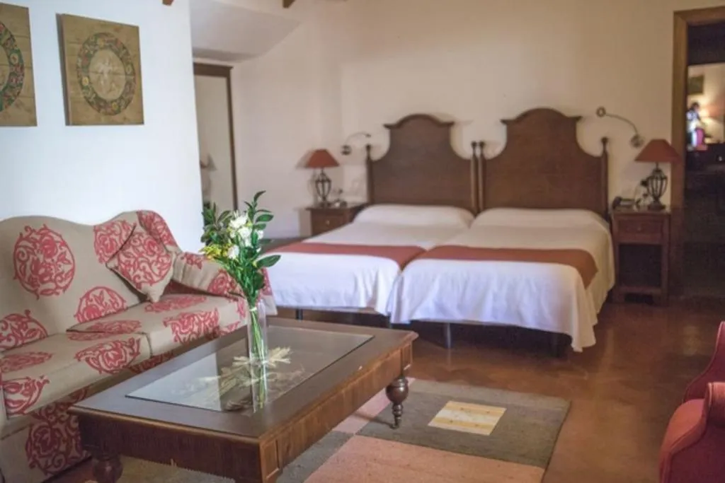 JUNIOR SUITE STANDARD Room, Hotel Convento La Magdalena, Andalucia