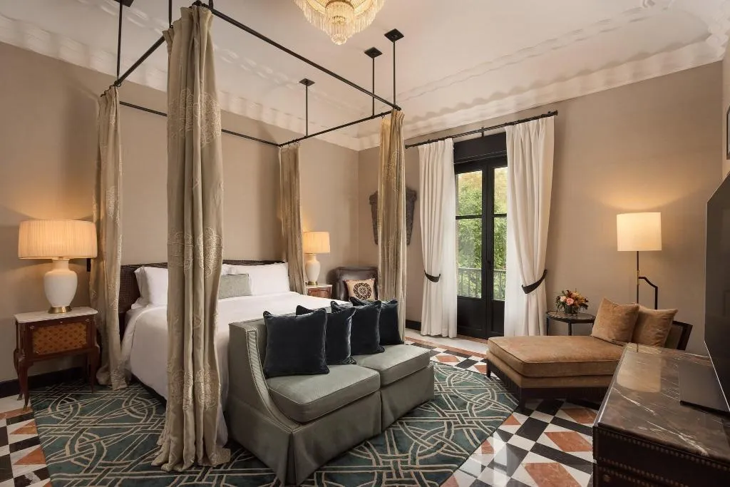 SUITE KING BED ONE BEDROOM  Room, Alfonso XIII, Seville