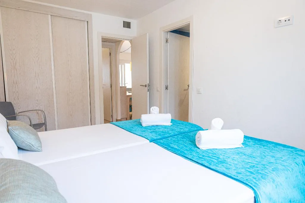 APARTMENT THREE BEDROOMS Room, Seth Mestral Llebeig, Menorca