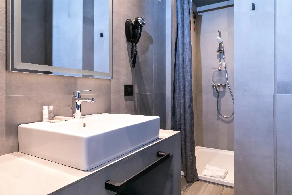 JUNIOR SUITE CAPACITY 1 Room, J24 Hotel Milano, Milan