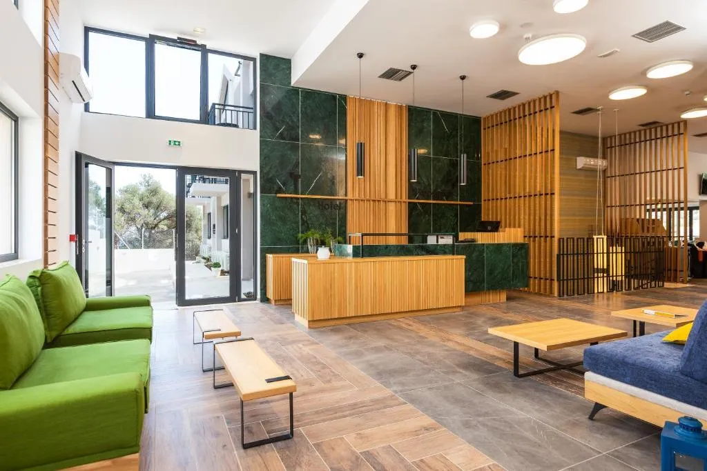 Lobby, T Hotel Premium Suites, Crete