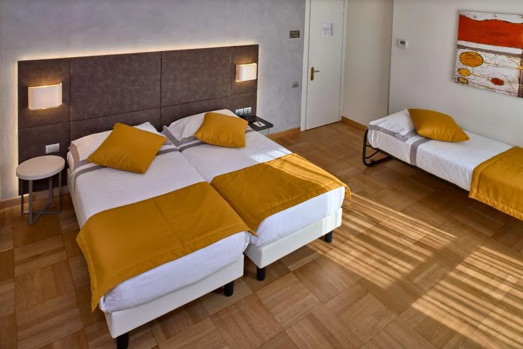 Room, Hotel Como, Milan
