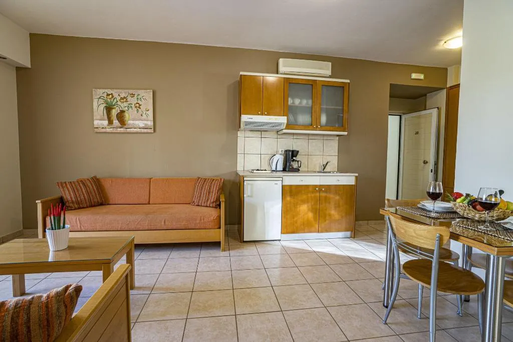 Room, Helios, Crete