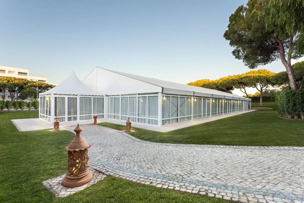 Conferences, Pine Cliffs Gardens, Algarve
