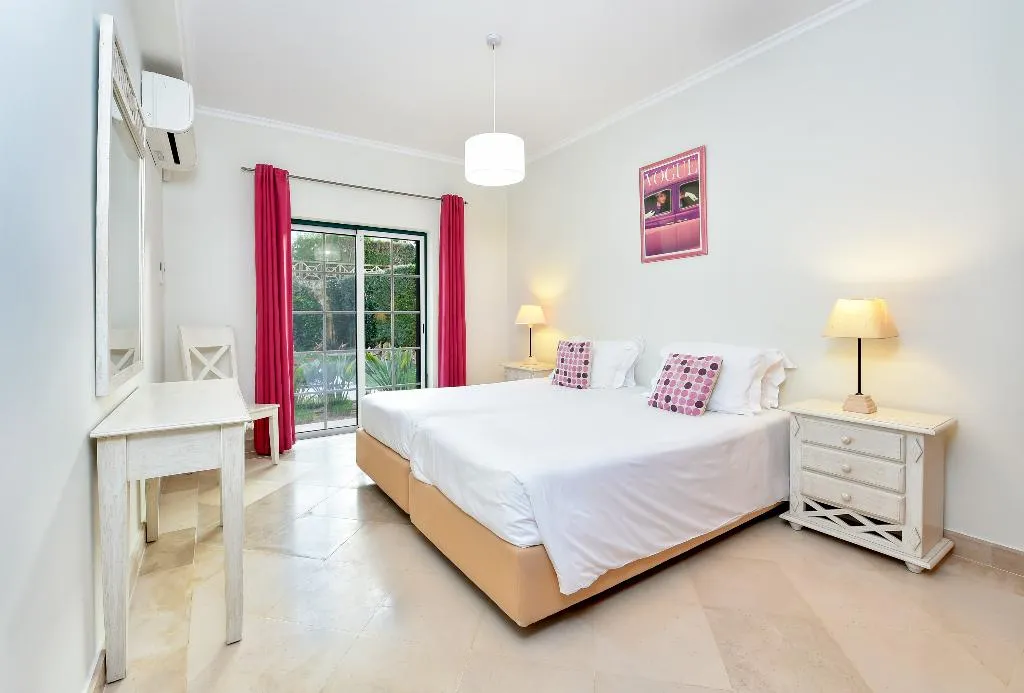 VILLA THREE BEDROOMS Room, Martinhal Quinta  Do Lago Family Resort, Algarve