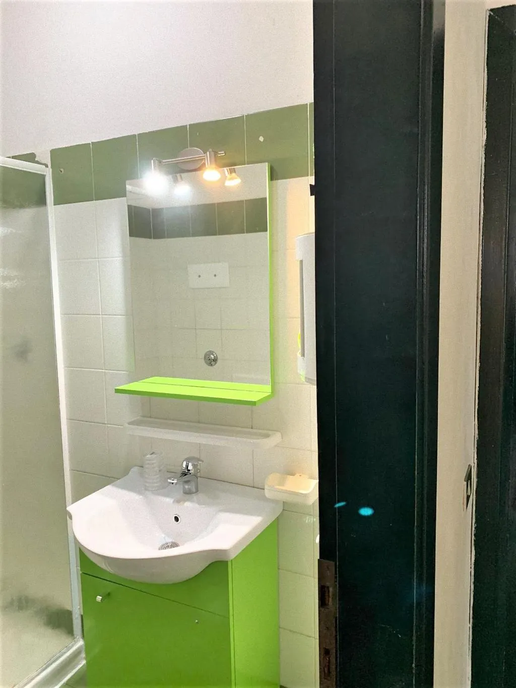 APARTMENT CAPACITY 6 TWO BEDROOMS Room, Terza Spiaggia and la Filasca, Olbia