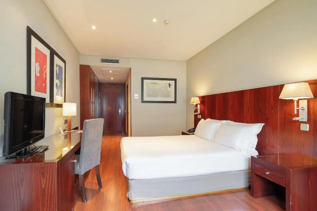 DOUBLE QUEEN SIZE BED Room, Gran Hotel Attica21 Las Rozas, Madrid