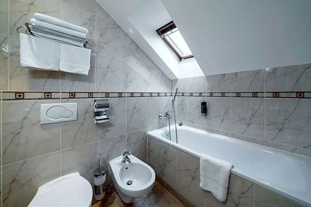 Room, Hotel Raffaello, Prague