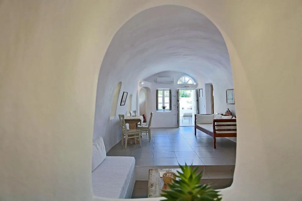 Room, Oia Mare Villas, Santorini