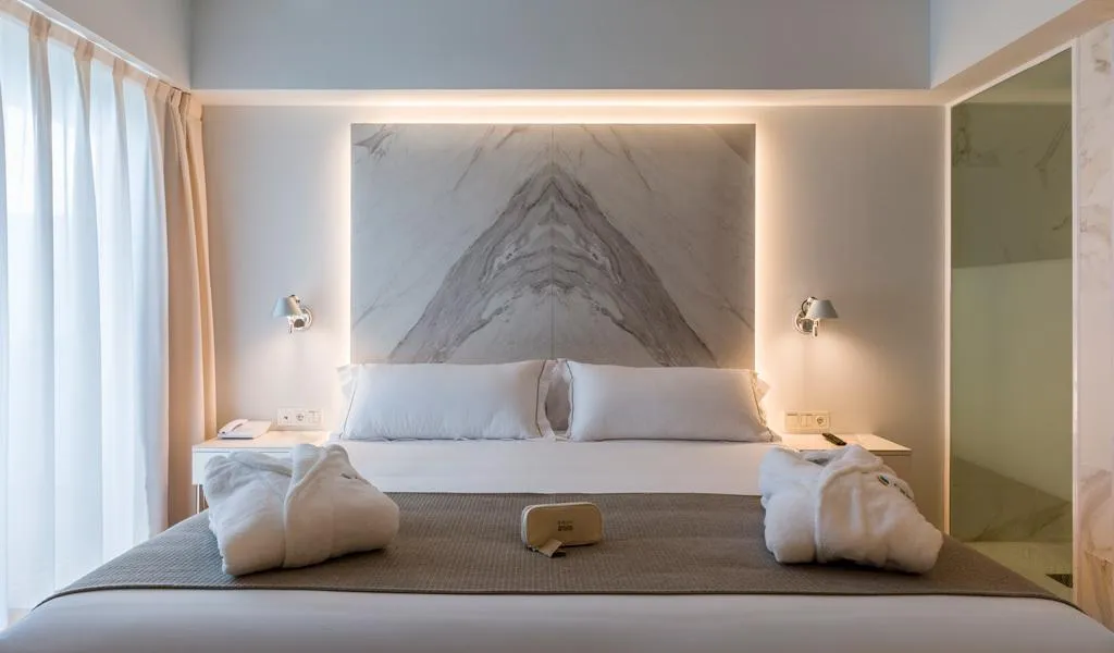 Double or Twin SIDE SEA VIEW Room, Talayot, Majorca