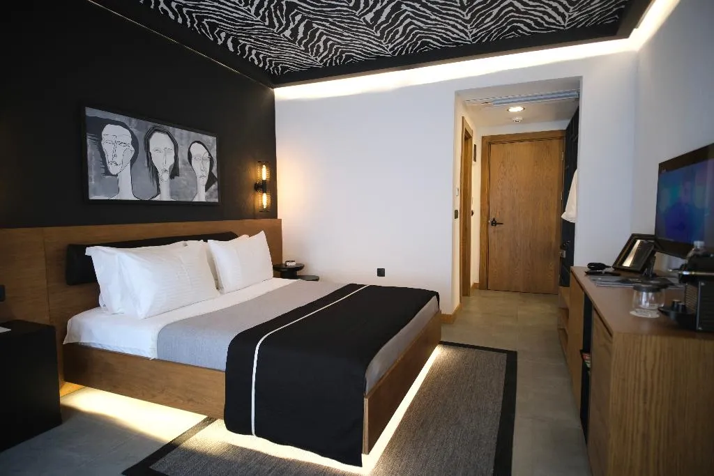 DOUBLE DELUXE WITH TERRACE Room, The Local House Alacati, Izmir