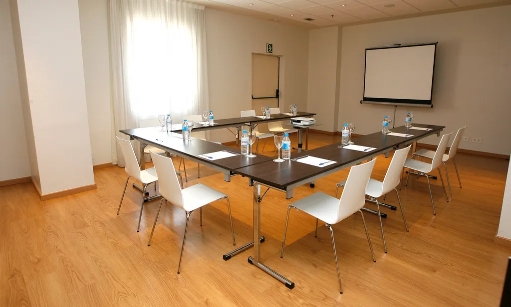 Conferences, Travelodge Barcelona Poblenou, Barcelona