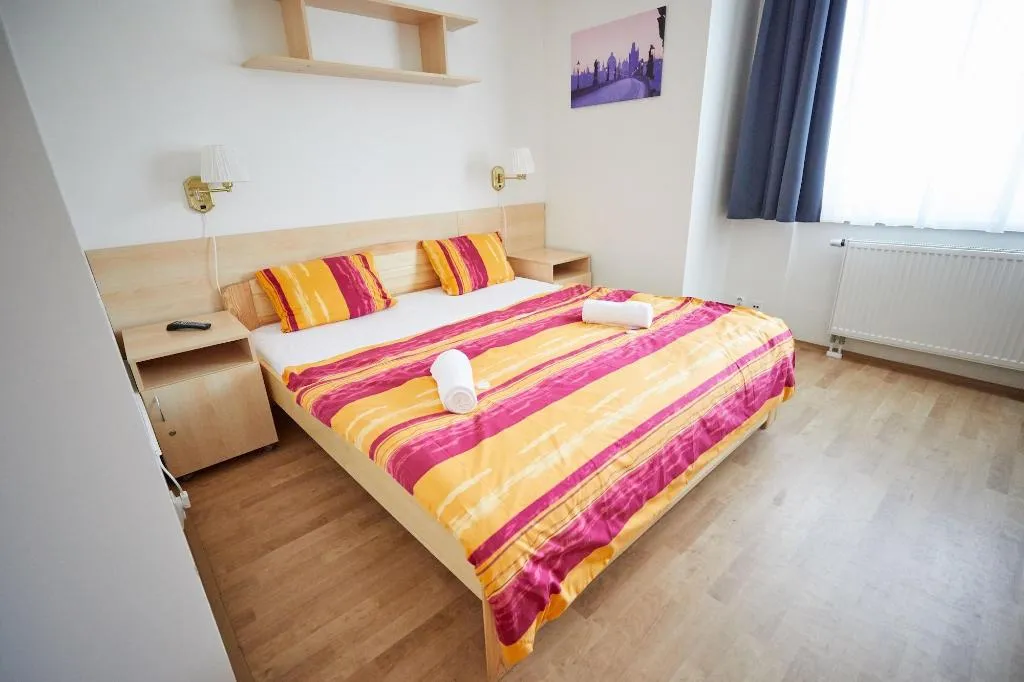 Room, University Hotel, Prague